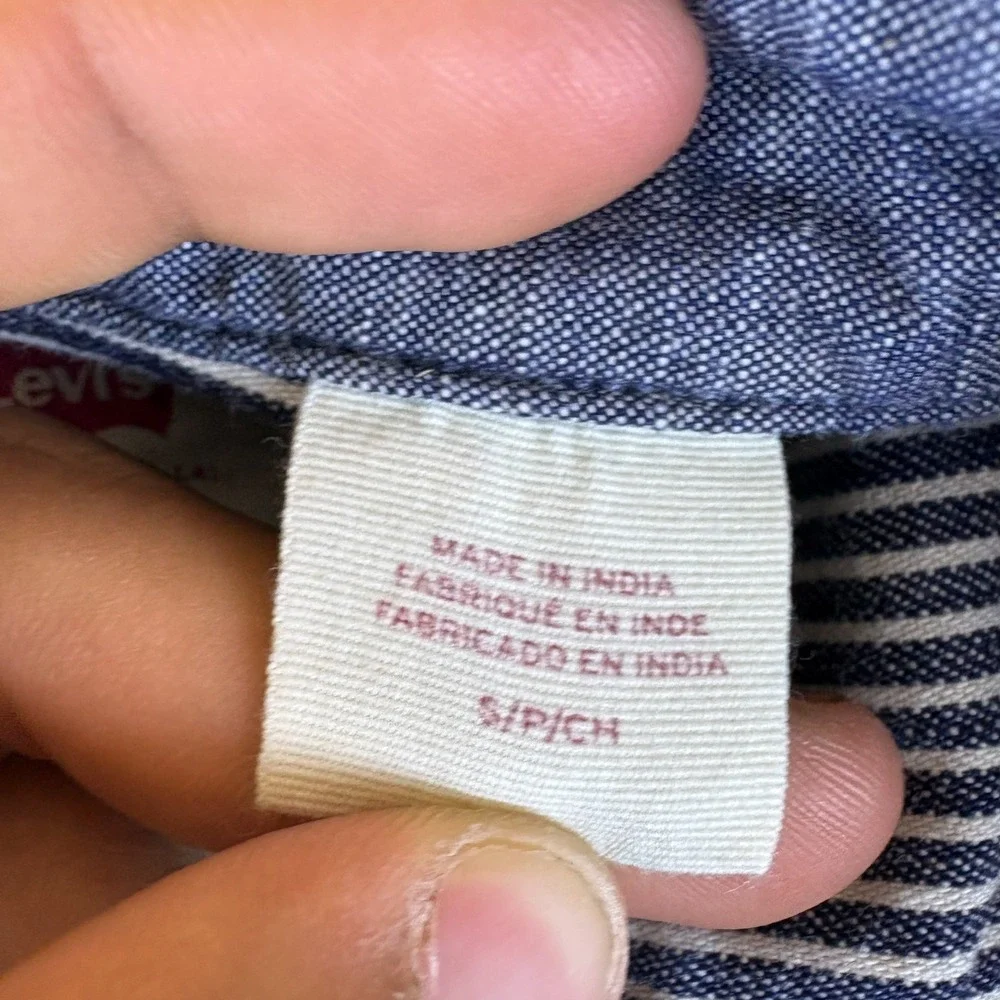 Levi's Worker Shirt Mens Small Navy White Striped Denim Button Up Relaxed Fit